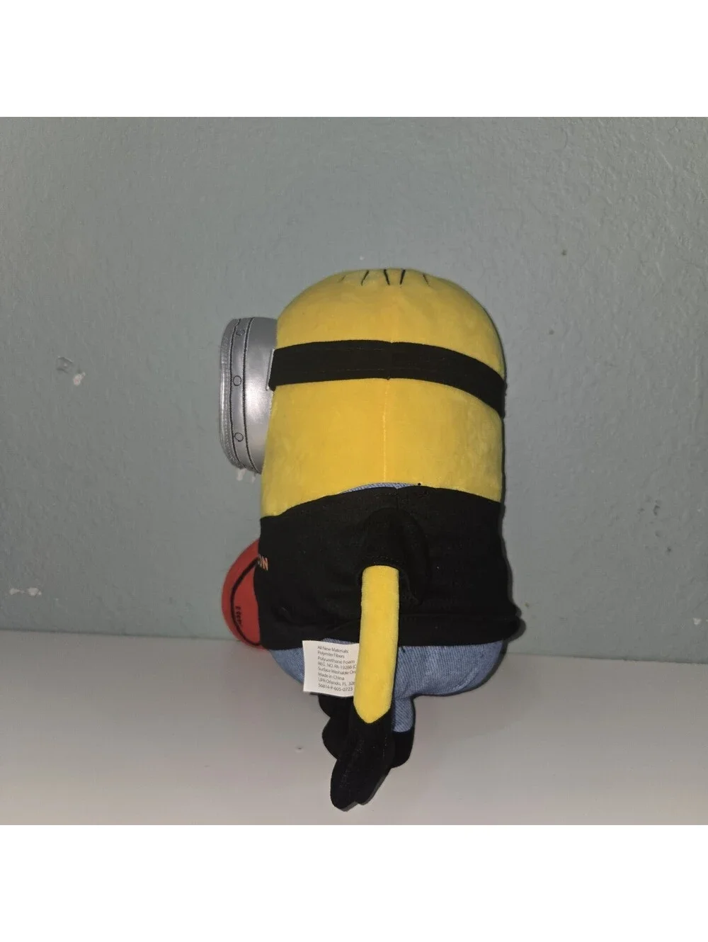 Universal Studios Despicable Me Minion Mayhem Villain-Con Stuart 14